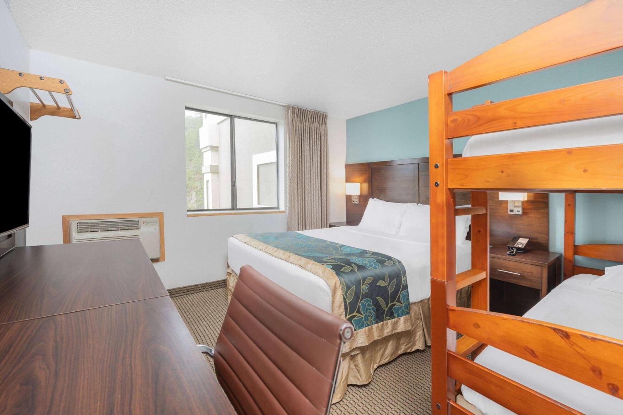 เบย์มอนต์ บาย วินด์แฮม คีย์สโตน เนียร์ เมาน์รัชมอร์ Hotel ภายนอก รูปภาพ